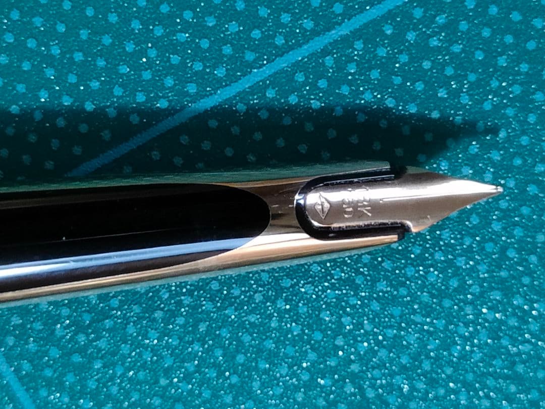 Waterman c/f モアレ plaque or g　万年筆　ウォーターマン