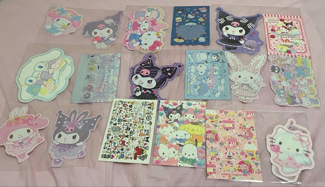 新品サンリオ公式グッズセット