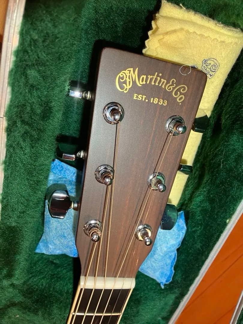 Martin マーチンD-35 ベアクロー　修理済み　ケース付き