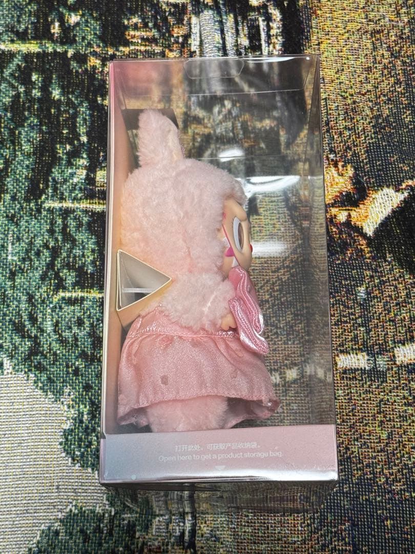 POPMART MOKOKO Jump into Summer Plushモモコ