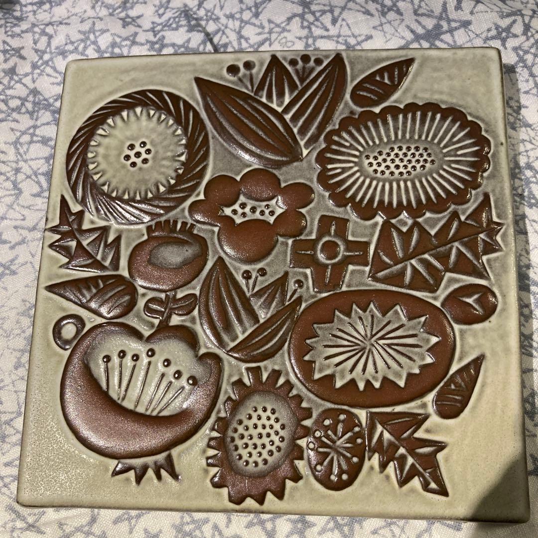 バーズワーズ　陶版　陶版　flowers 花柄浮き彫り陶器置物 インテリア