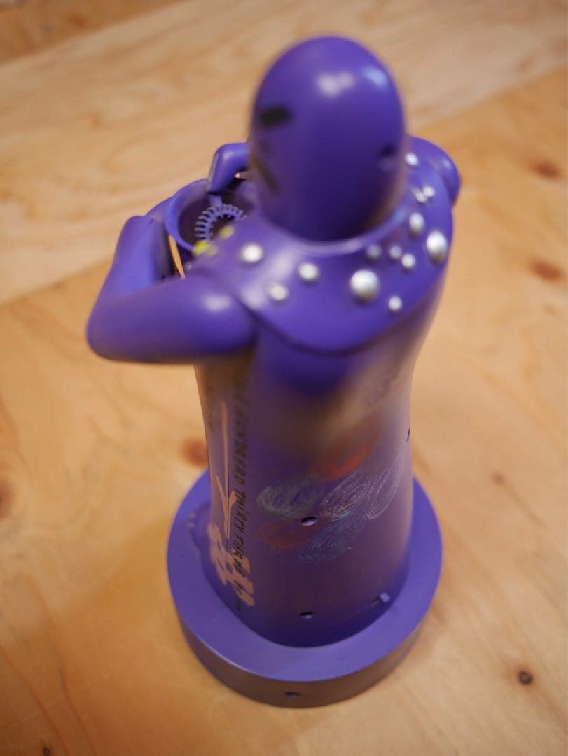 MARK GONZALES マークゴンザレス COMMUNION PRIEST