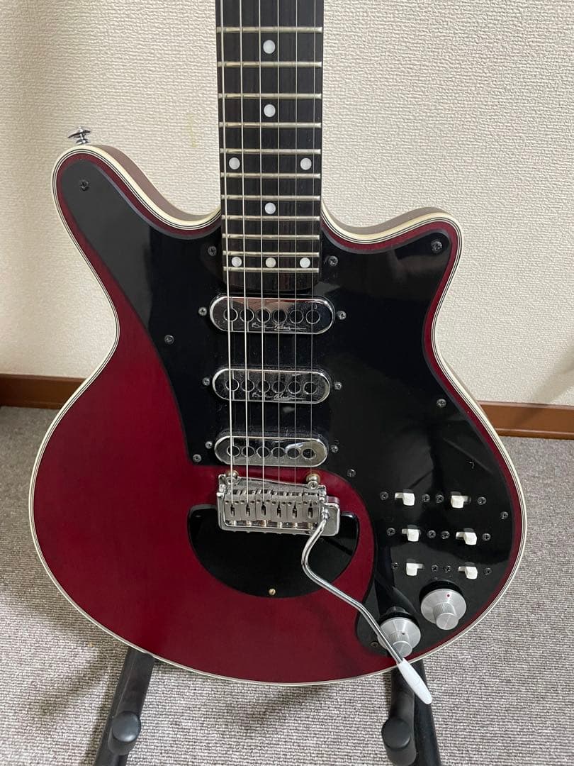 ポム　ブライアンメイレッドスペシャル　レプリカ
