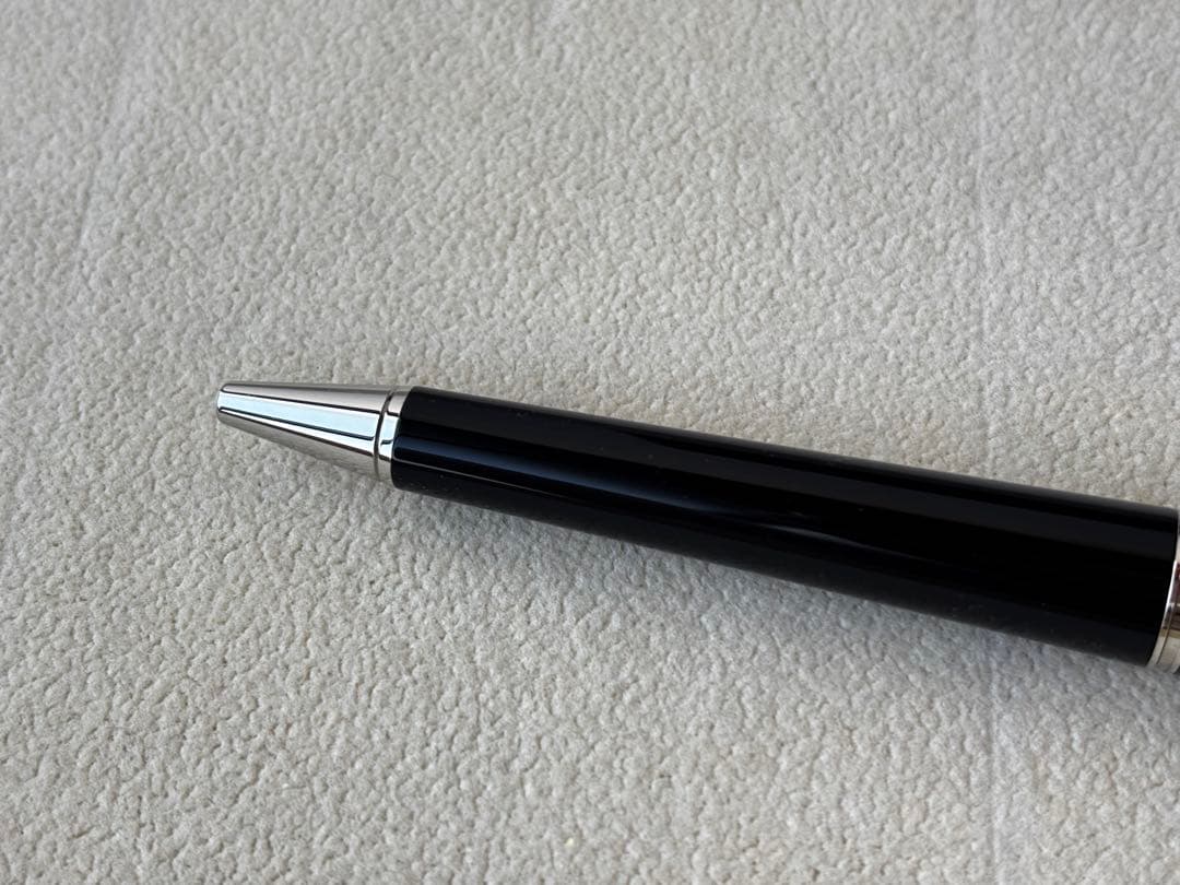 カルティエ　ボールペン　名前入り