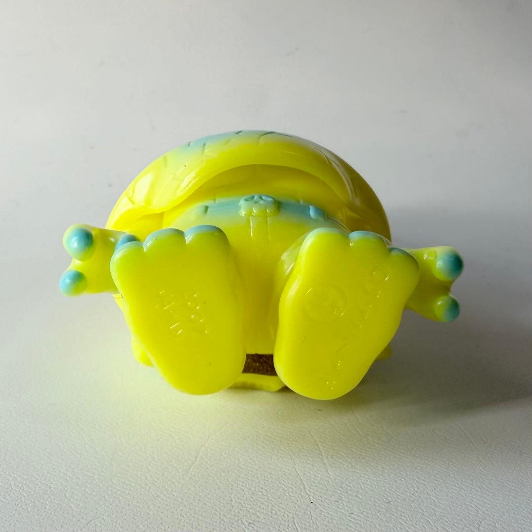 リアルヘッド　ミュータントビガロ　ミニ　ソフビ　フィギュア　黄