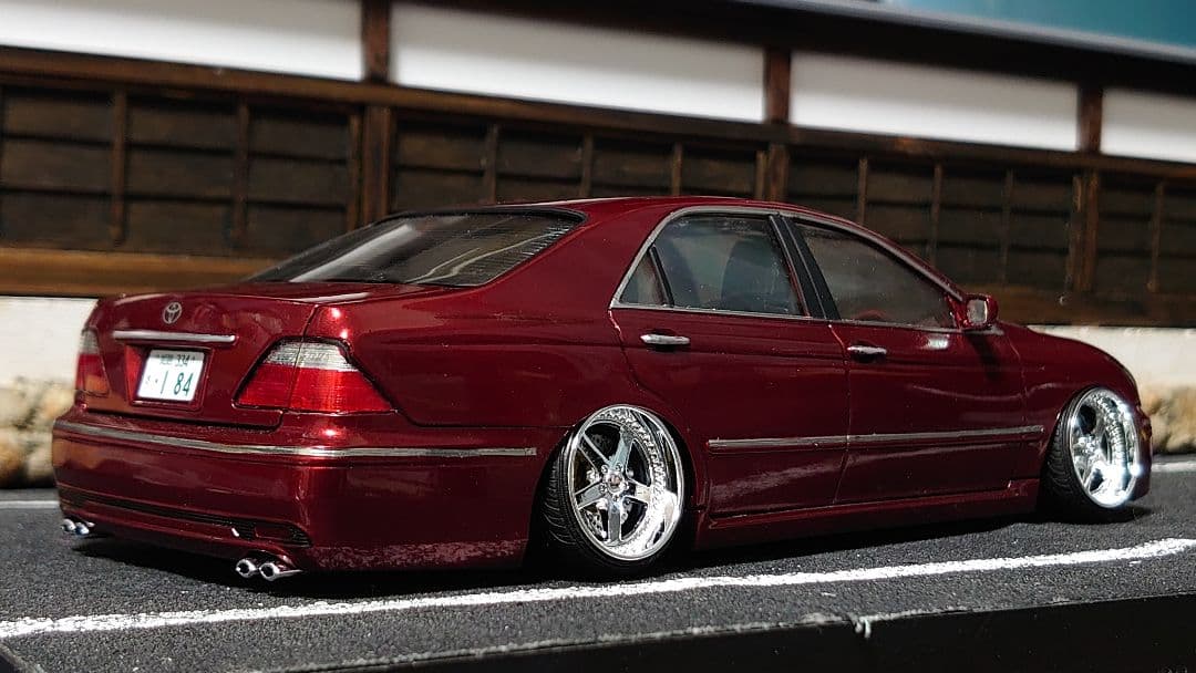 1/24 アオシマ モードパルファム クラウン 完成品