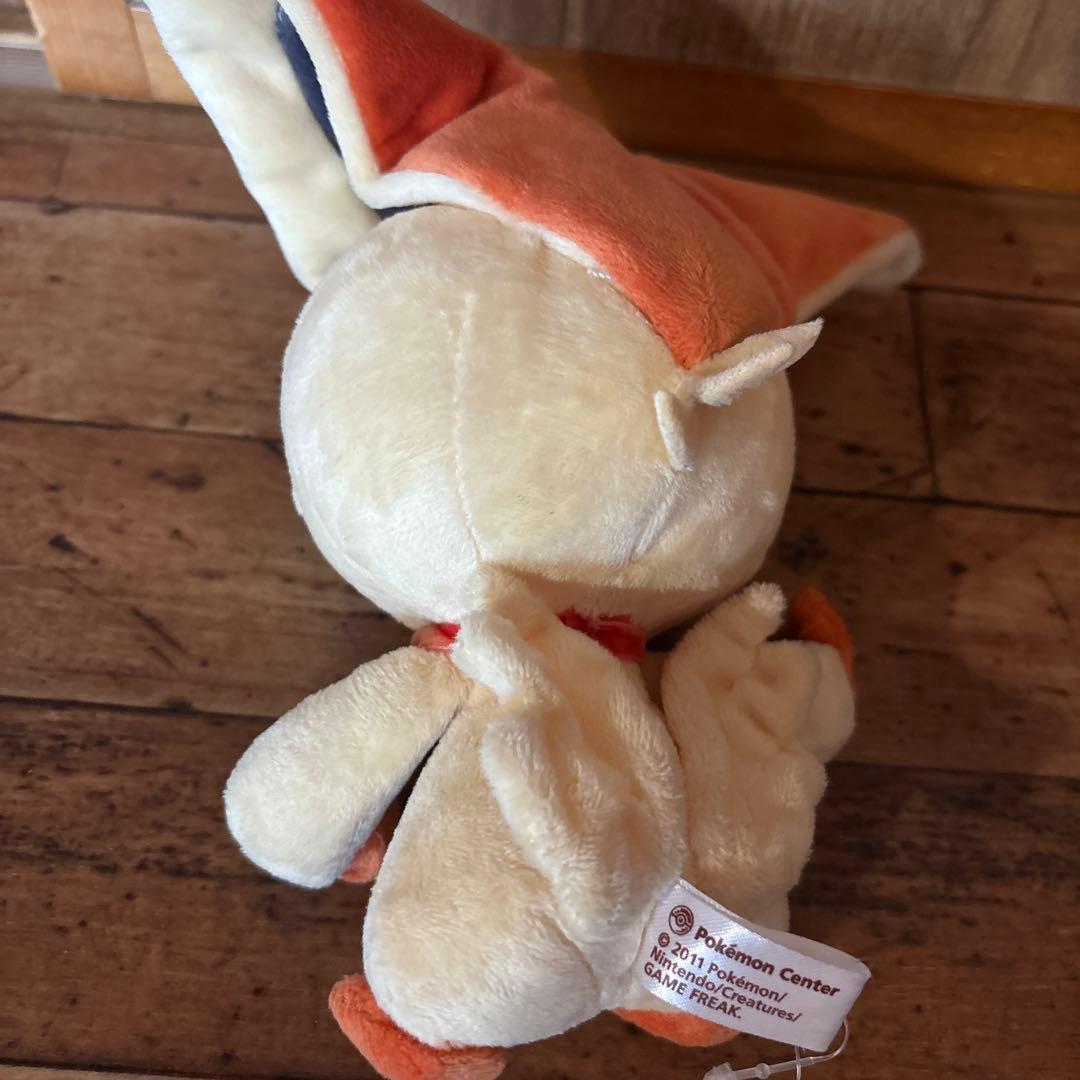 【レア】 やすらぎのすず　ビクティニ　ぬいぐるみ ポケモンセンタートウホク　鈴