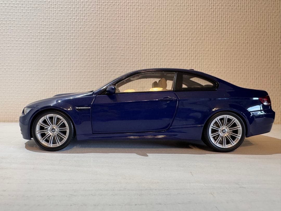  M3 Coupe 1/18 ダイキャスト