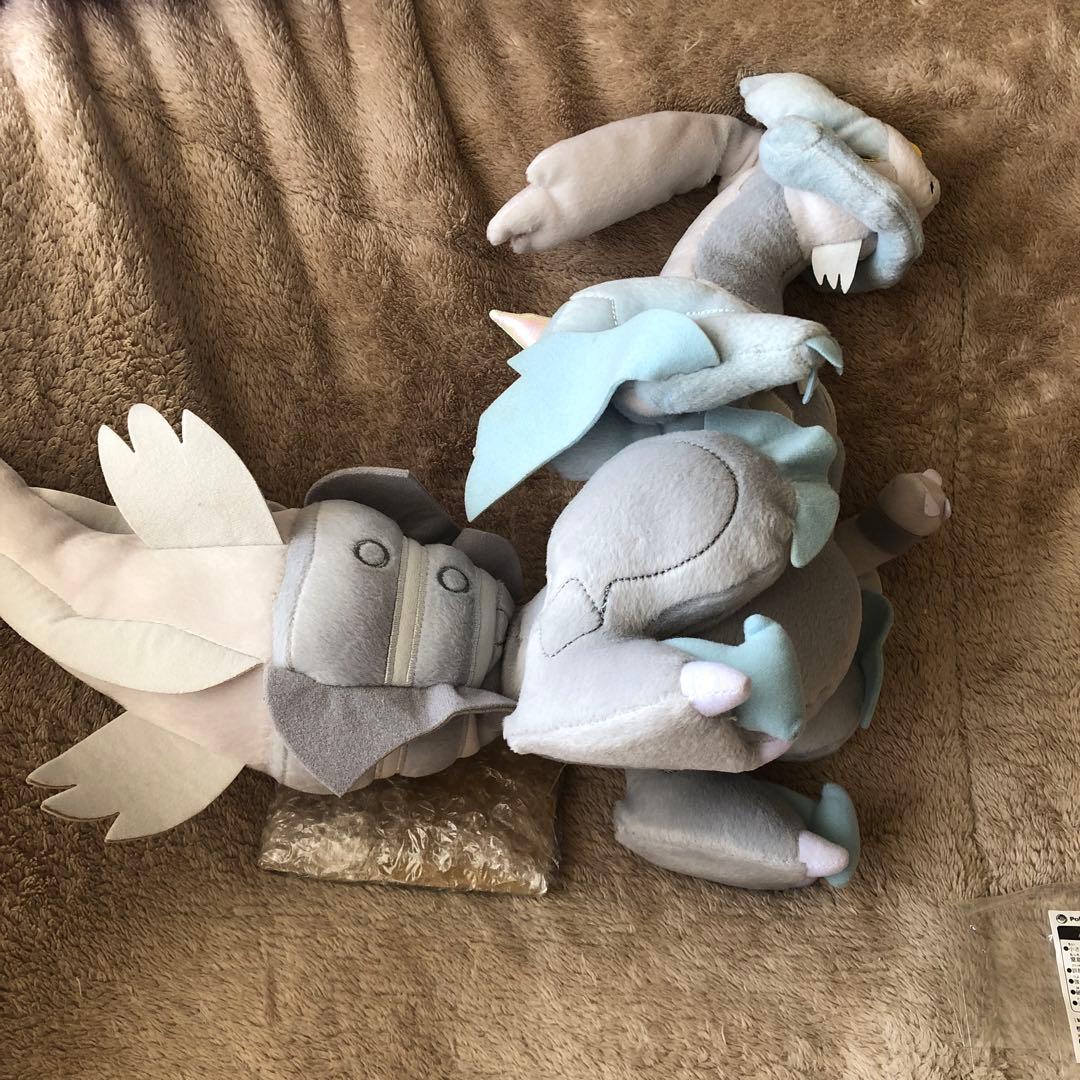 ポケモンセンター　ホワイトキュレム　ぬいぐるみ　クリアキーホルダー付き