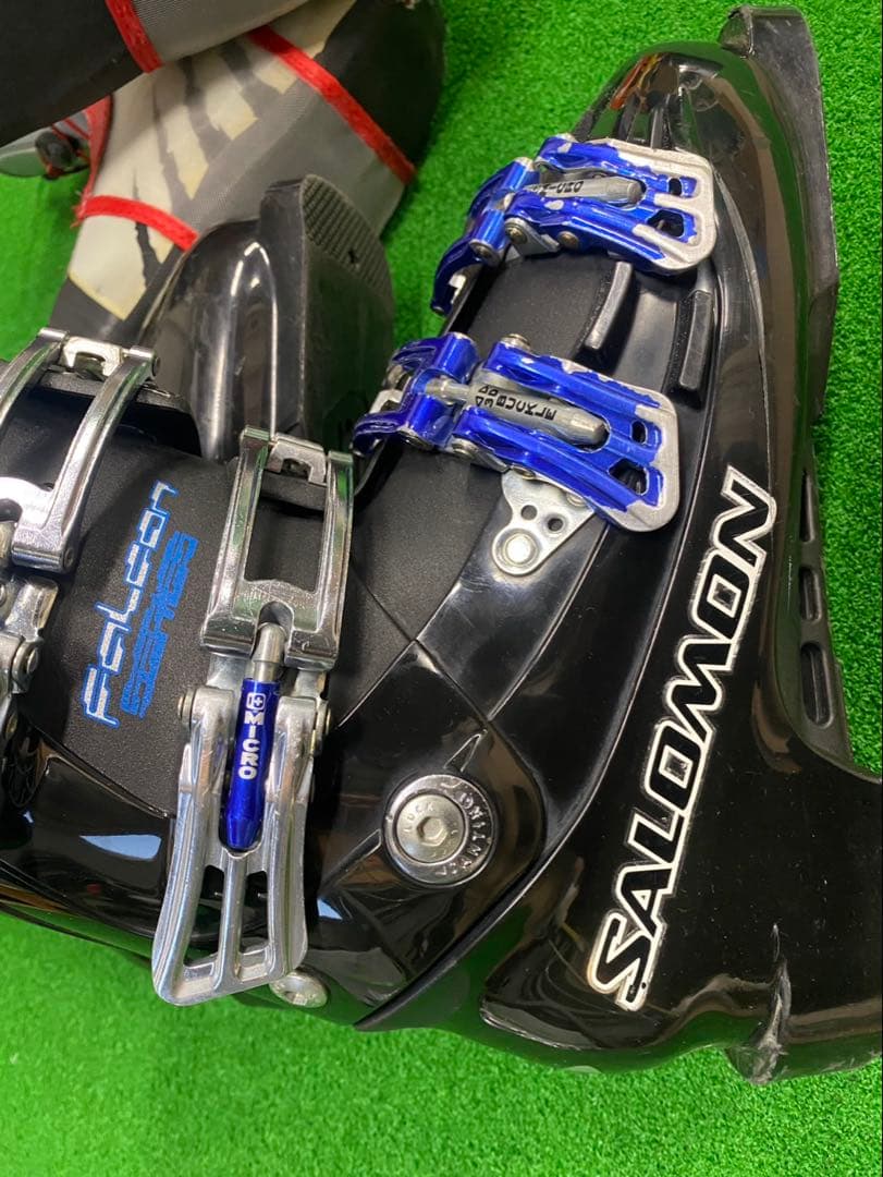 サロモンスキーブーツ　ファルコン110 25.5（295）