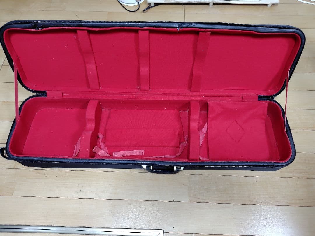 Ø*様 高級三味線太棹　 紅木東さわりk9刻印金細　二本溝子持綾杉胴　ケース付