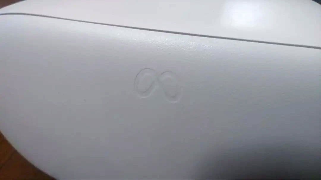  Quest 2 128GB VRヘッドセット ホワイト 中古美品