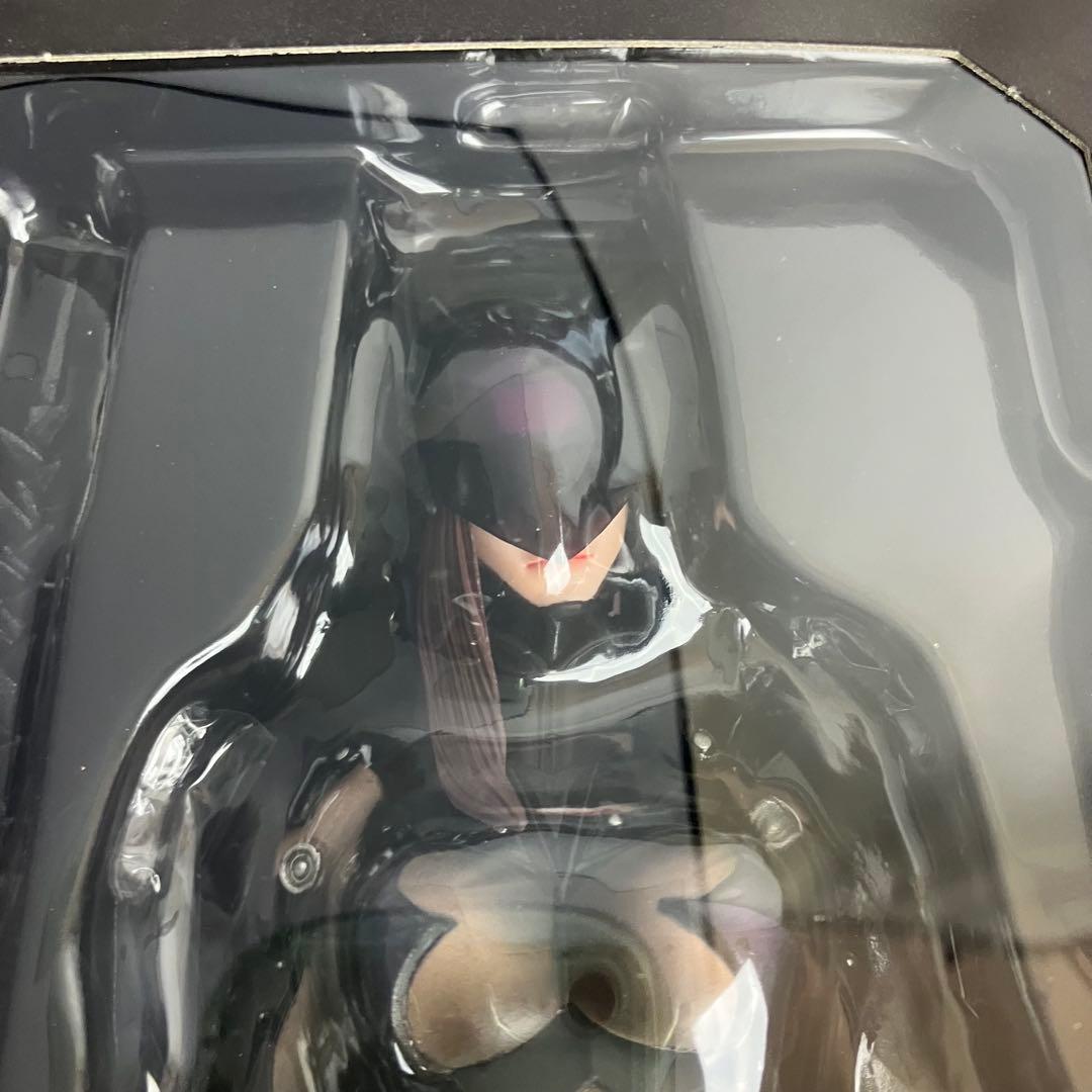 【新品】キャットウーマン PVC製 塗装済み可動フィギュア 迅速配送