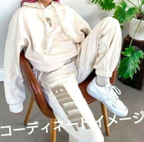 ラスト1点！Billie Eilish 完売品 パーカー レアトレーナー 白 L