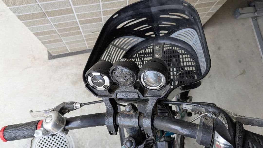 BRIDGESTONE キッズサイクル グリーン 前カゴ付き　22インチ