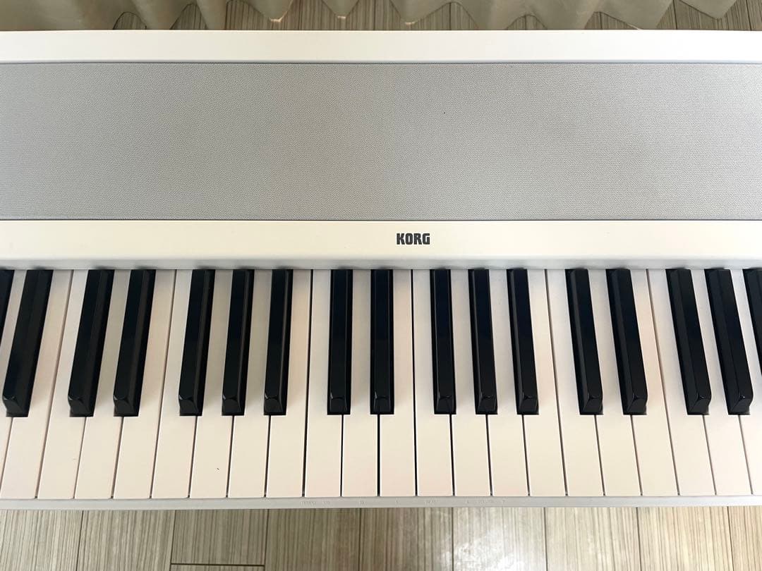 KORG 電子ピアノ B2 【23製 】88鍵盤 /譜面立て&ペダル付属