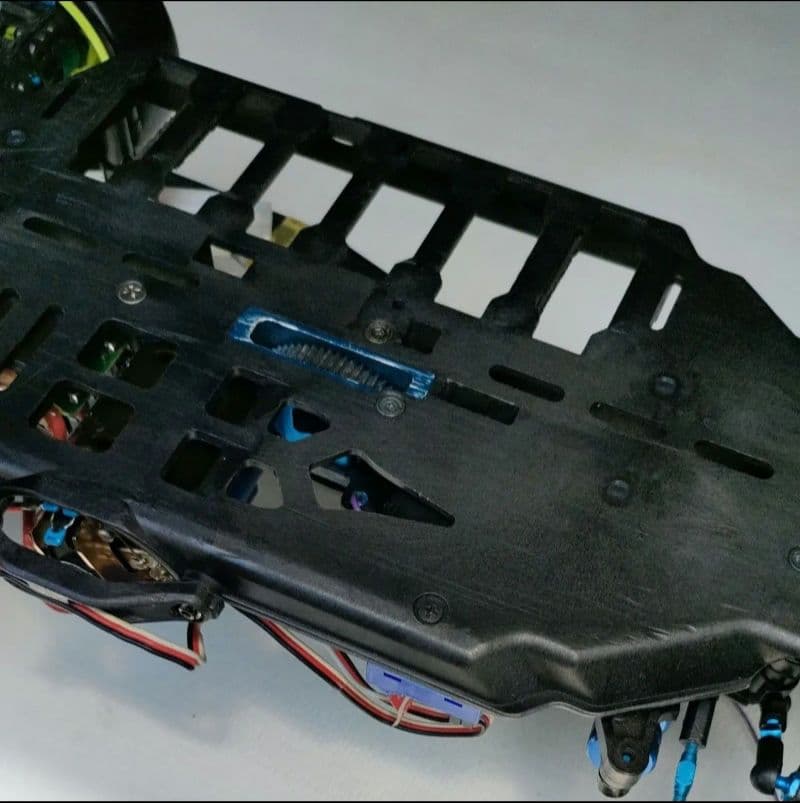 タミヤ ベルトドライブ4WD　TA05 シャーシ　メカ一式オープションパーツ付