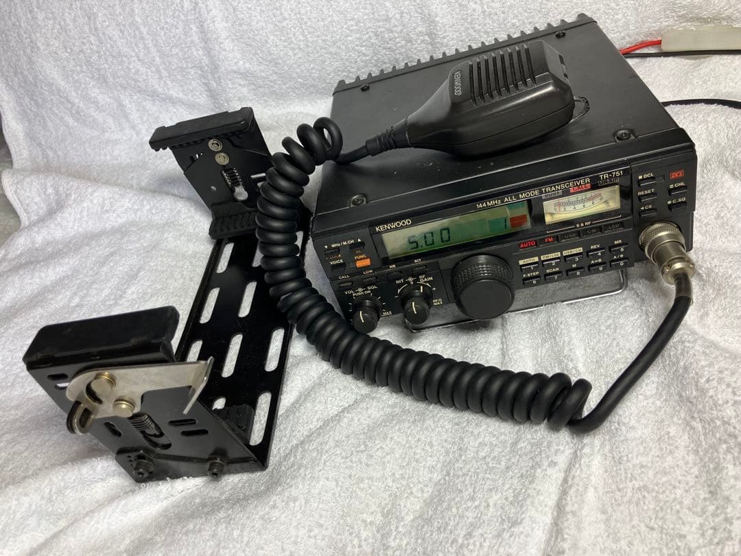 ケンウッドＴＲ－７５１　144MHｚオールモードトランシーバー（10ｗ）