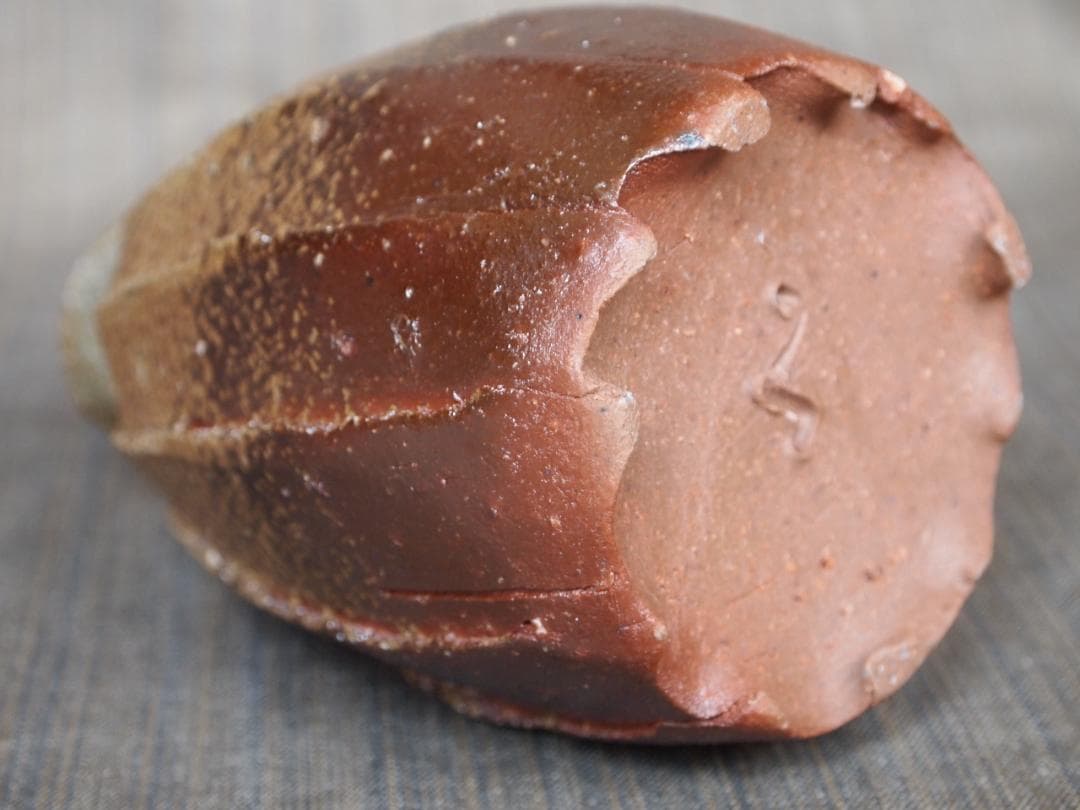 未使用★隠崎隆一【師：伊勢崎淳】★備前≪窯変≫徳利★共箱・布 ・栞★黒田陶