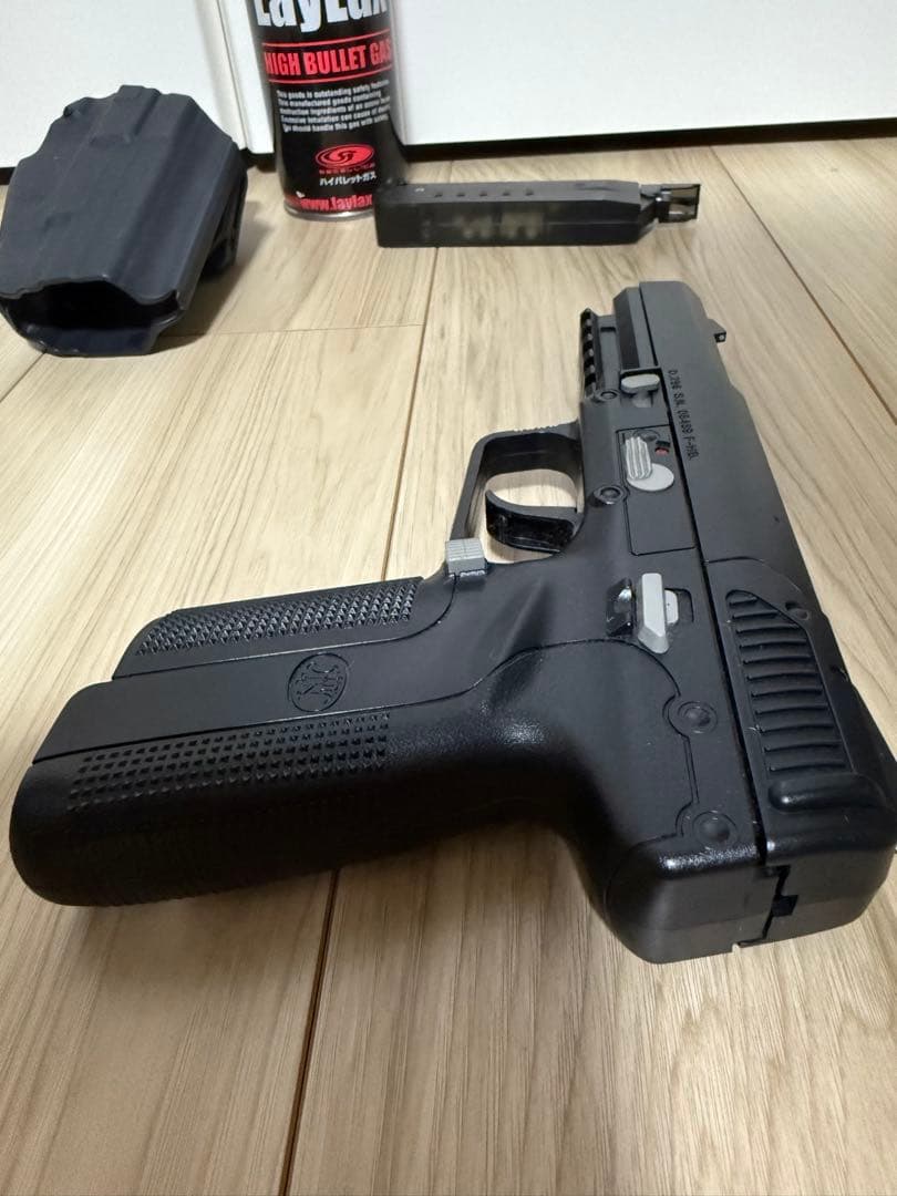 東京マルイ FN5-7 ガスブローバック　セット売り