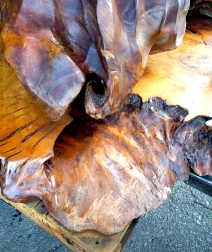 【希少】一刀彫　鷹　木工一刀彫　工芸品　インテリア　大きい彫り物　羽を広げた鷹