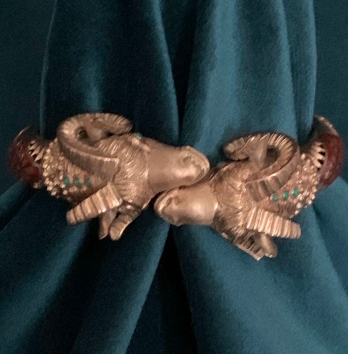 ベ*ン様 ギリシャ　アテネの純金製ブレスレット、アンティーク美術工芸品