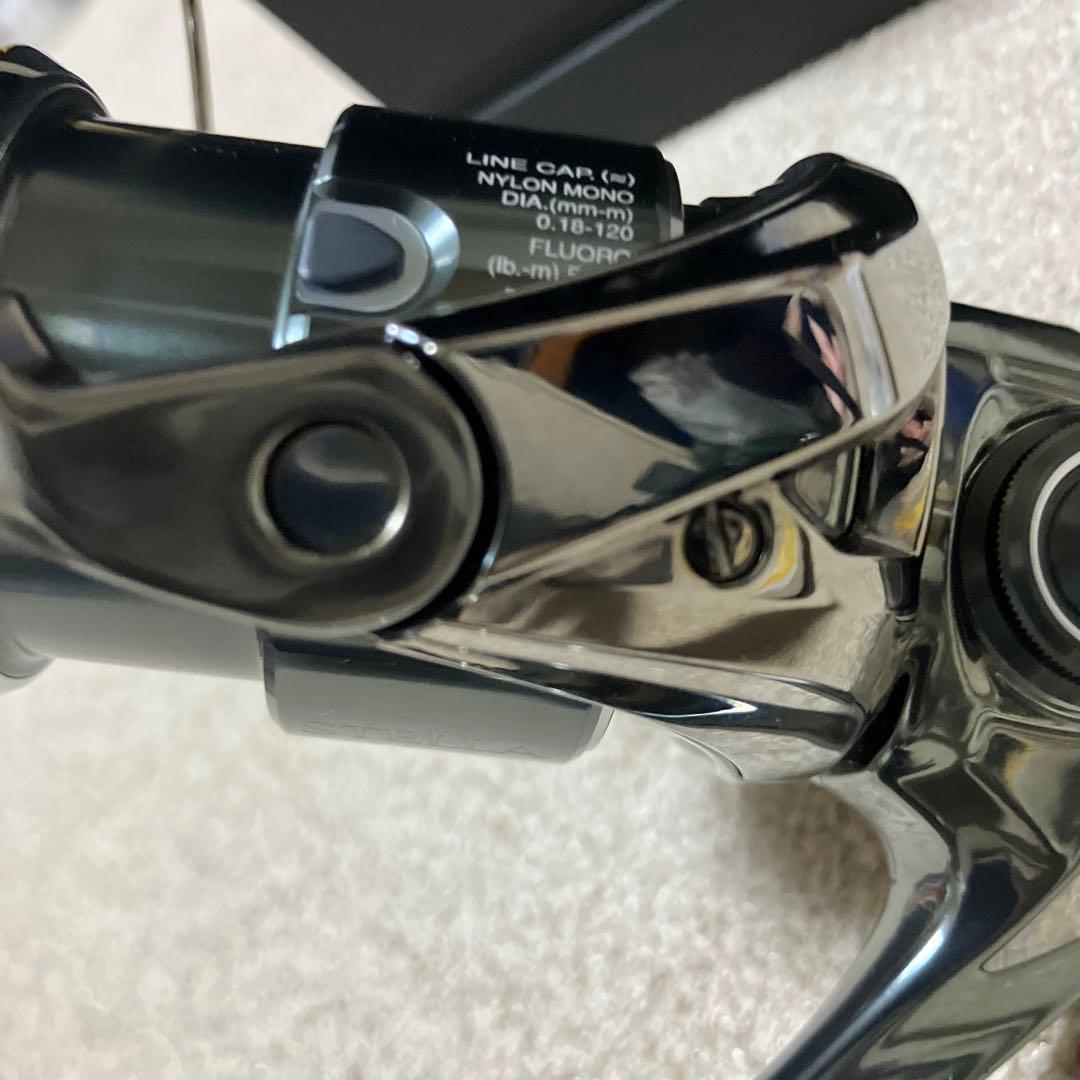 22ステラ2500S 中古　美品