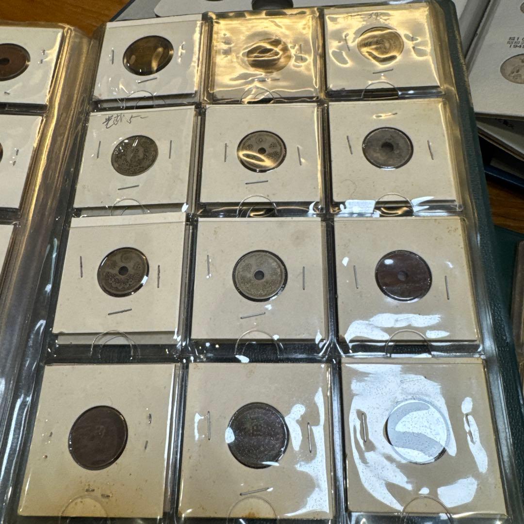 早い者勝ち　旧貨幣　アルバムセット 3冊　97個　古銭　コレクション