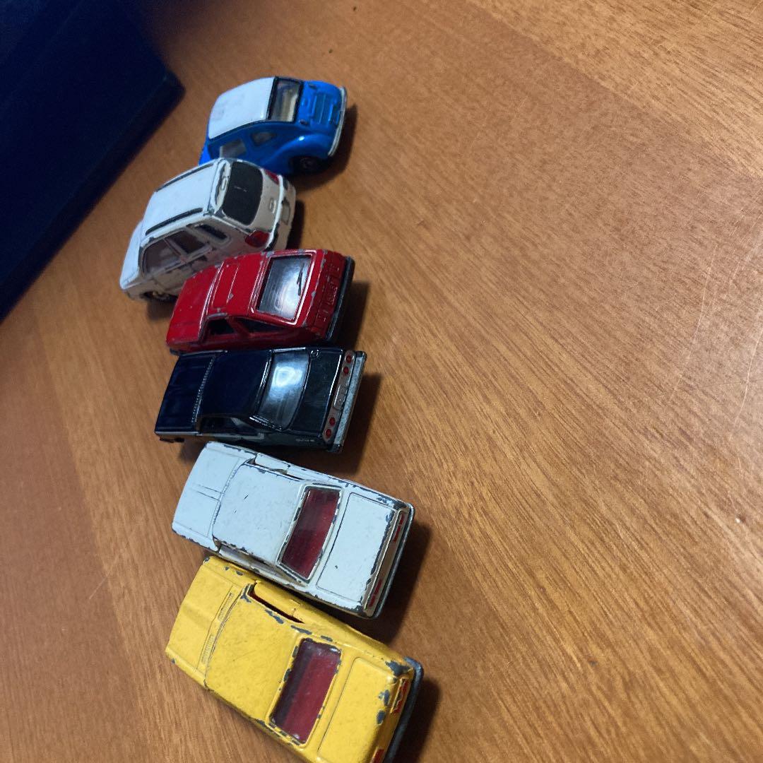 古いトミカ