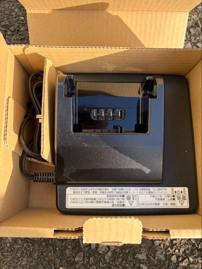 新品！　Panasonic NKJ075Z バッテリー充電器 3個セット