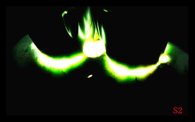 縄文期★縦横貫通多孔超大きな音が鳴る上古糸魚川硬玉翡翠製★極希少勾玉石笛大珠