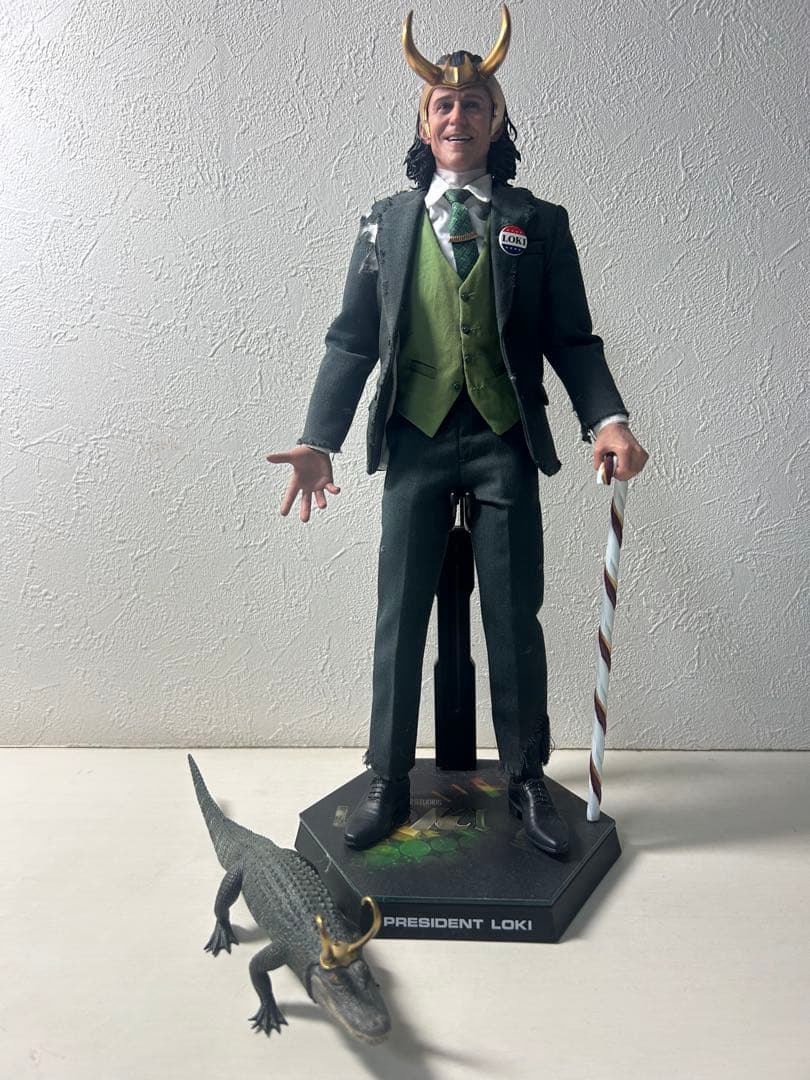 ホットトイズ TMS066 ロキ大統領 President Loki 1/6