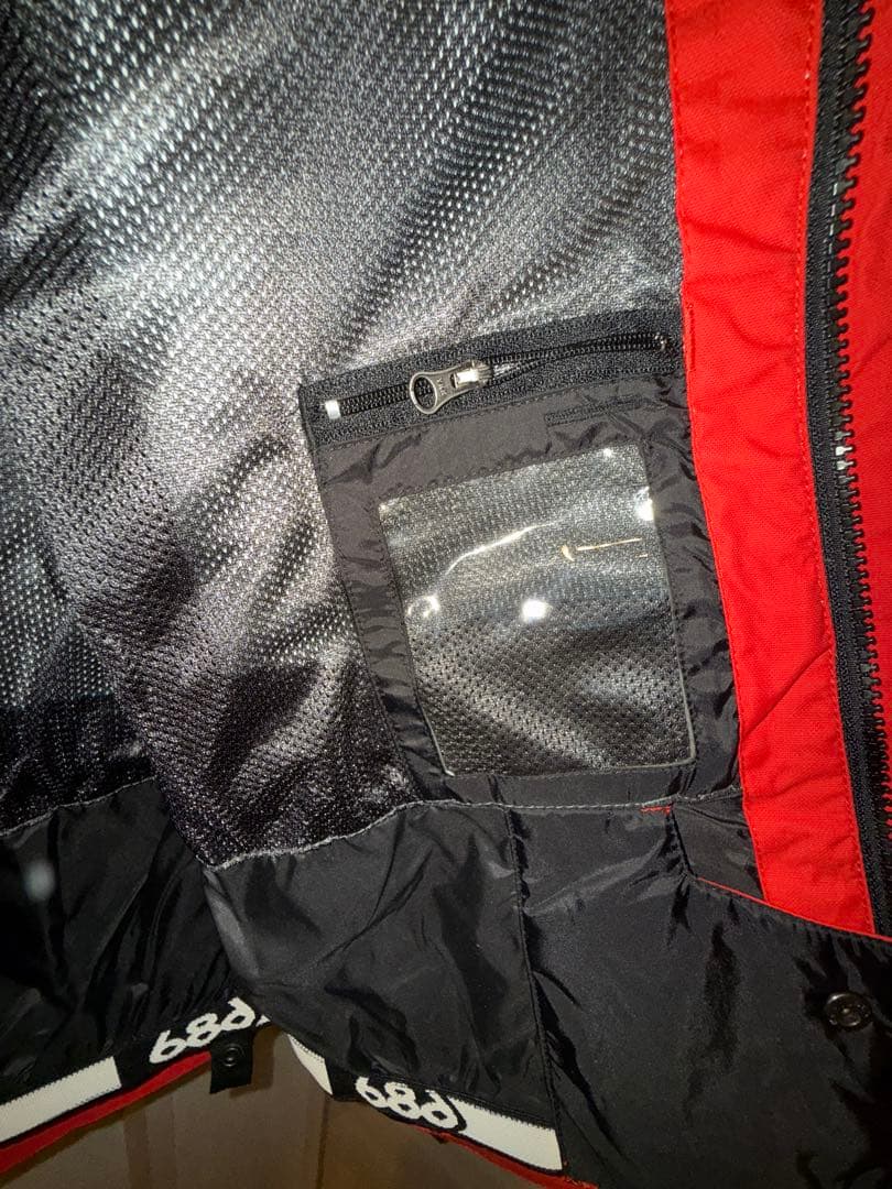 【目立つこと間違い無し！】686 スノーボードウェア上下セット