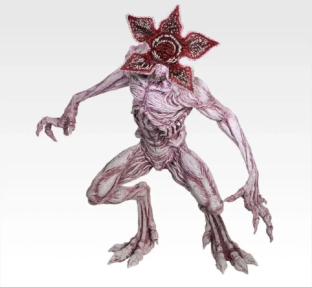 デモゴルコンフィギュアとストレンジャーシングスの手袋セット