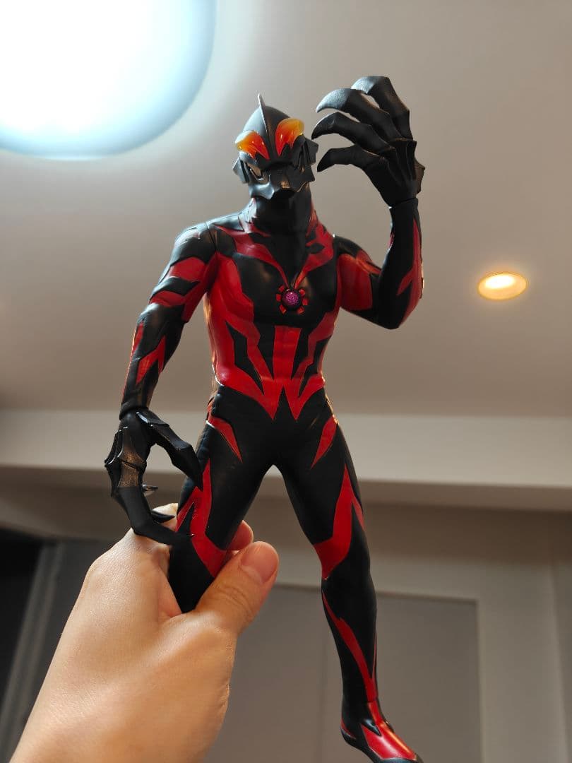 英雄勇像 ウルトラマンティガ マルチタイプ 一番くじ B賞ウルトラマンベリアル