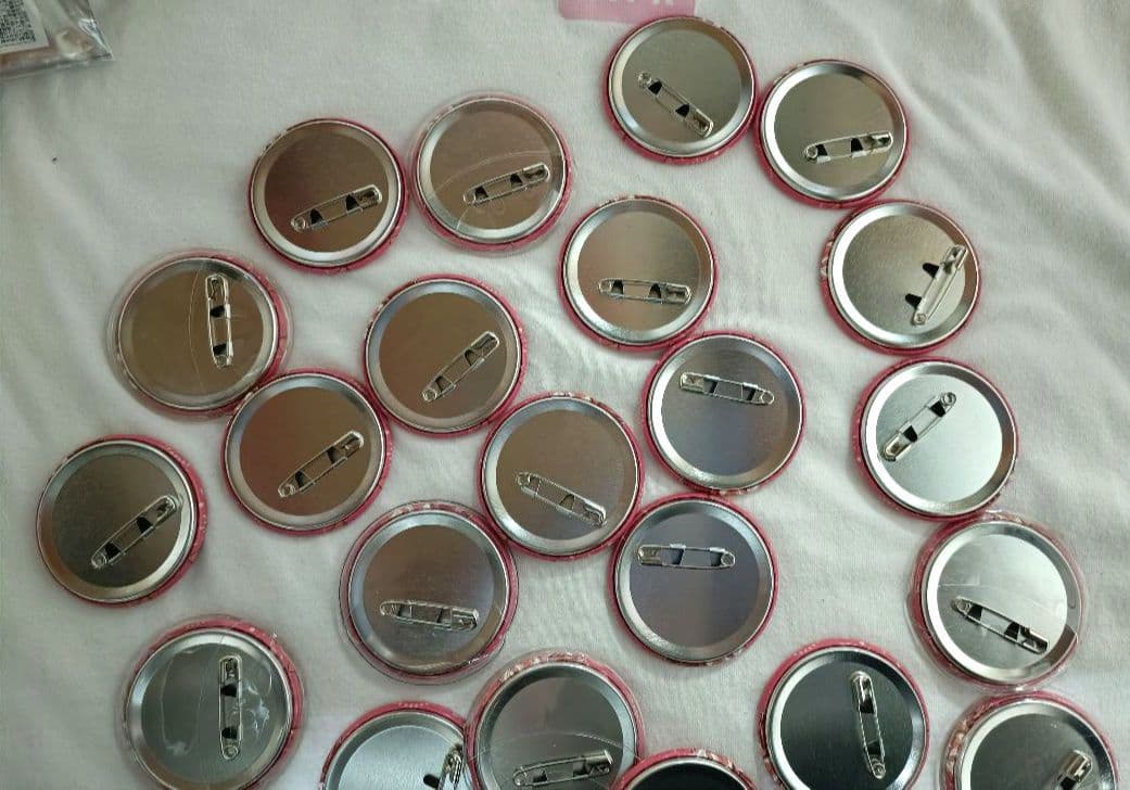 すとぷり　莉犬　缶バッチ　2022　summer デフォ