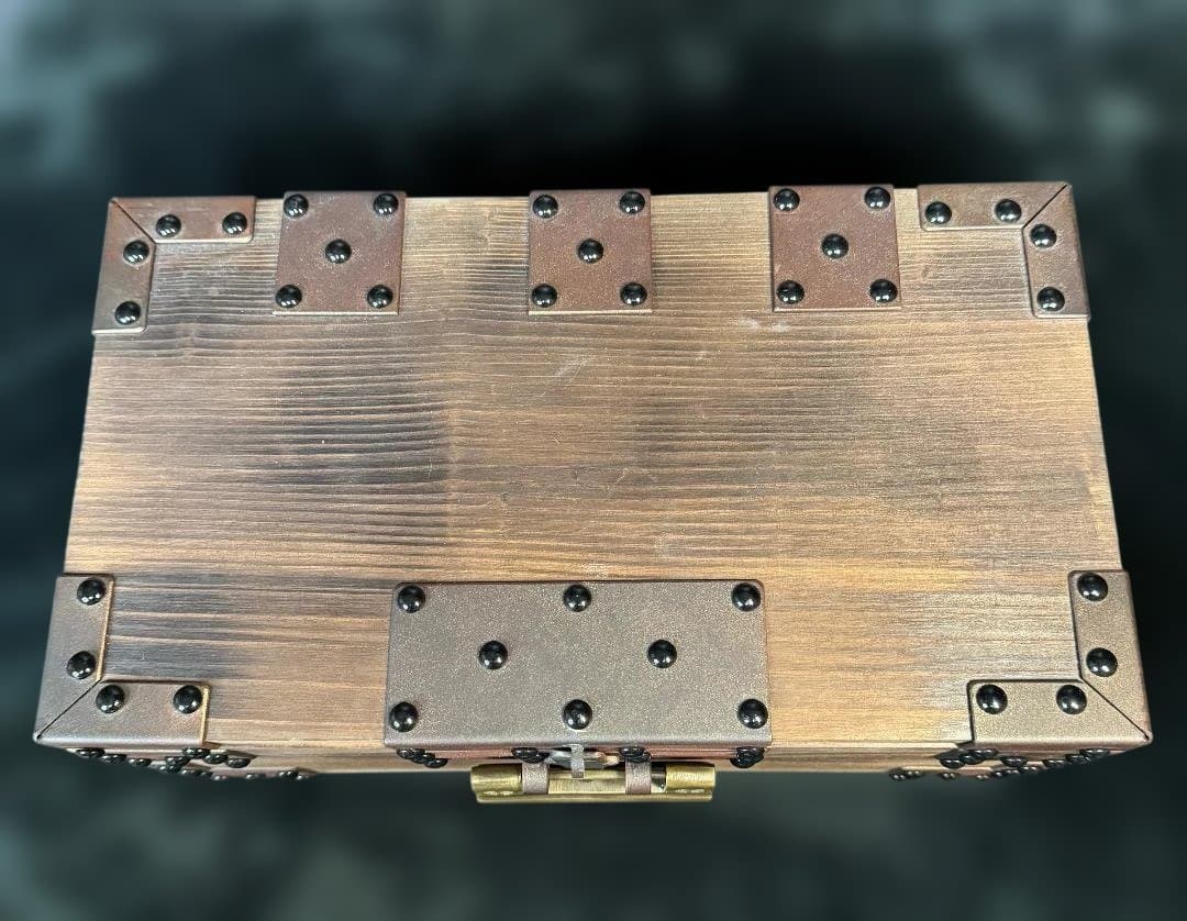 忍びやオリジナル千両箱 小判100枚 映画小道具