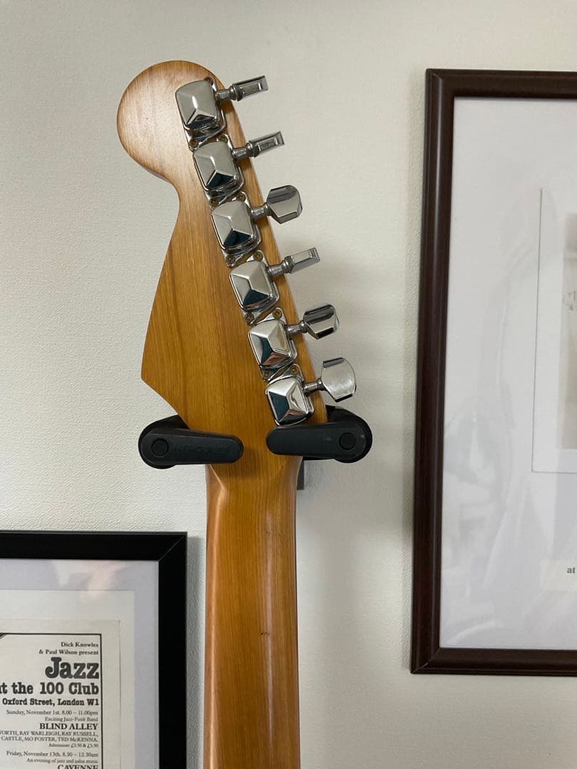 ストラト　タイプ　キャンディレッド