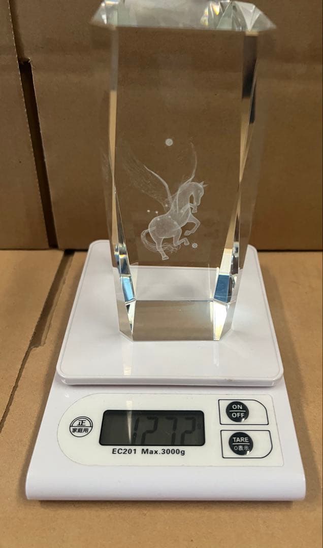 クリスタルユニコーンの置物