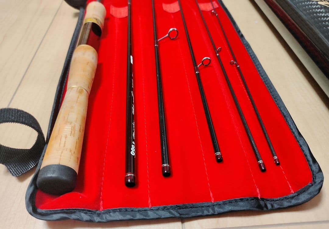 ロデオクラフト ホワイトウルフ606L-e カーボンファイバー 収納ケース付き