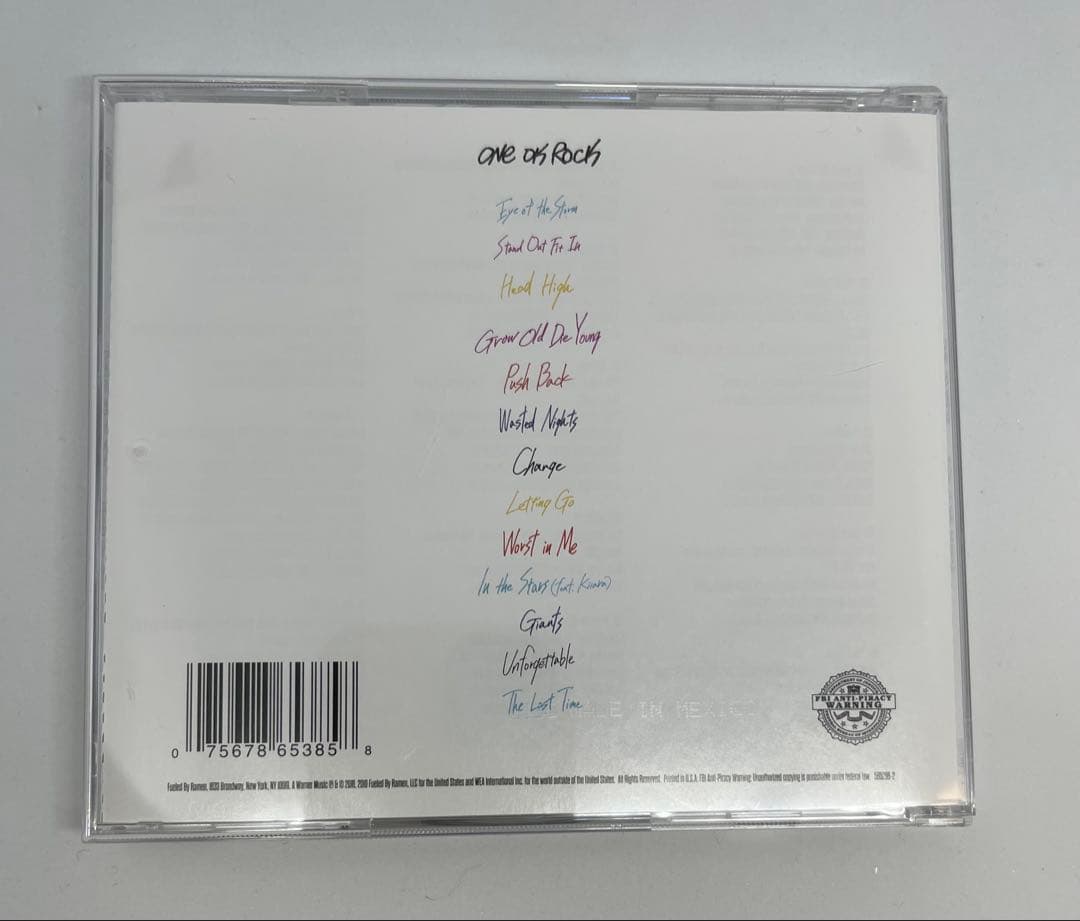 ワンオク　直筆サイン入りCD ONE OK ROCK VIP