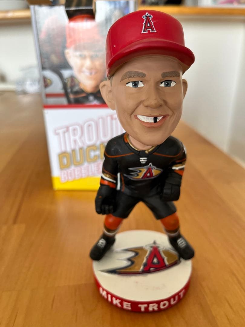 【非売品】マイクトラウト　ボブルヘッド　エンゼルス