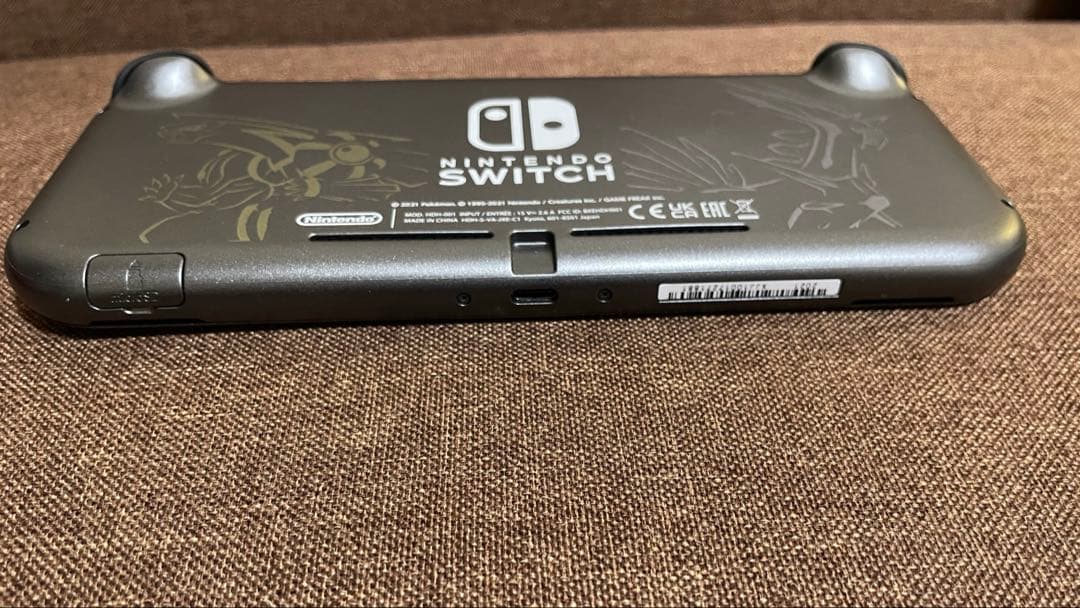 美品 Nintendo Switch Lite本体 ディアルガパルキア