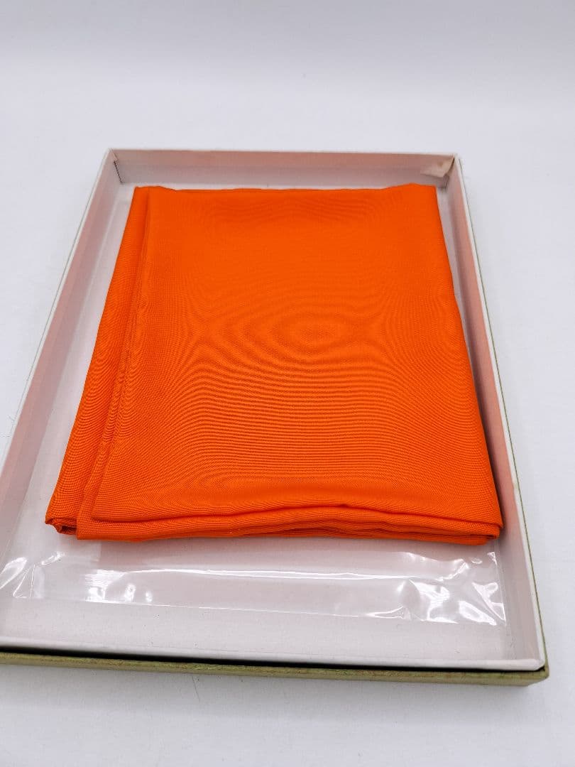 c856茶歌舞伎セット 真塗盆 棗５ケ 袱紗朱 名乗紙　4点セット 古物