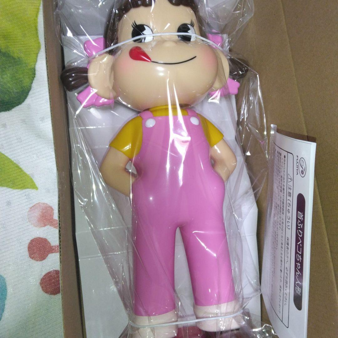 ペコちゃん人形