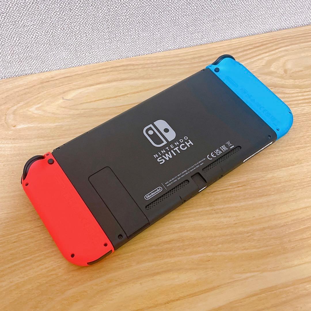 【未使用に近い】 2025年4月購入 Nintendo Switch 本体
