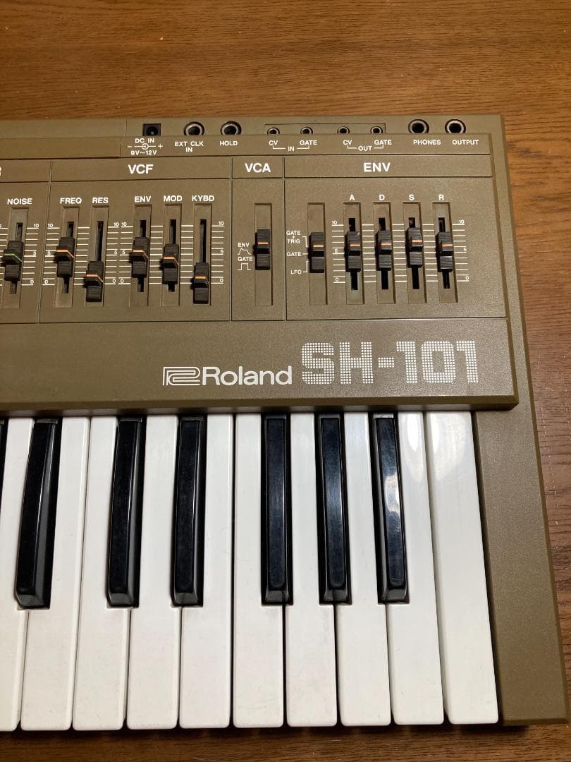 Roland SH-101 アナログシンセサイザー【難あり】