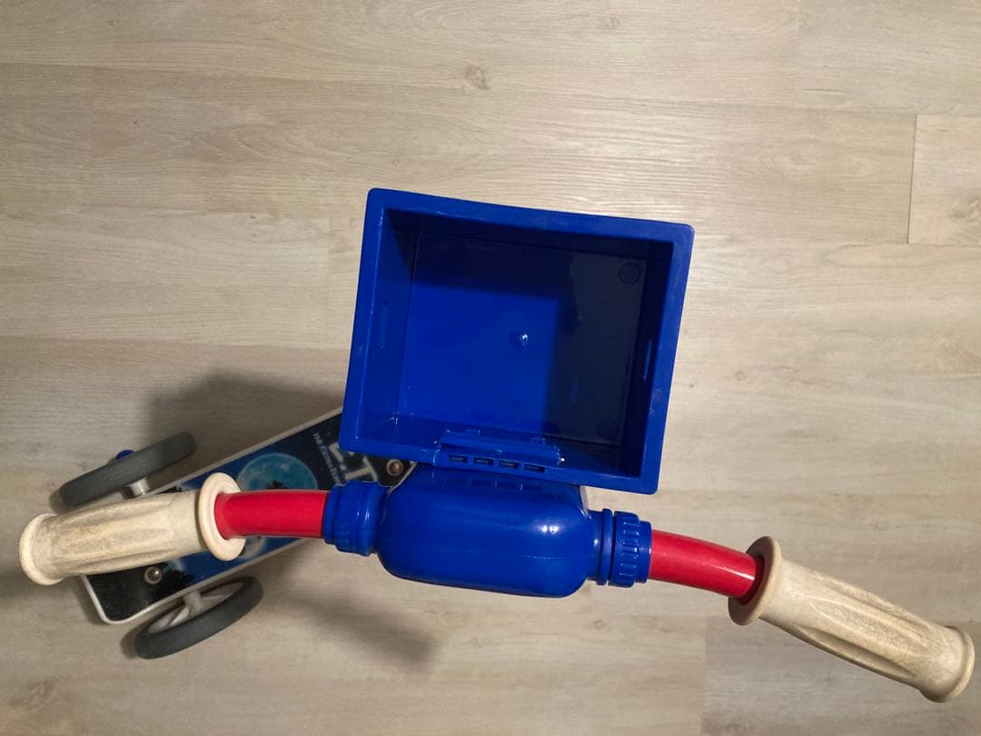 c*e様 レア品　E.T. キックボード