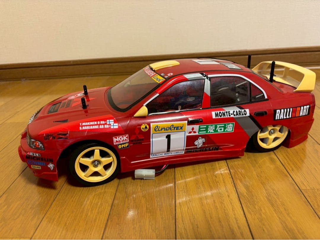 ランサーエボリューション　トミーマキネンモデル　 TAMIYA 電動RC