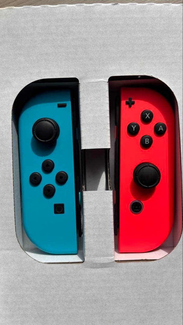 Nintendo Switch ネオンブルー・レッド　本体